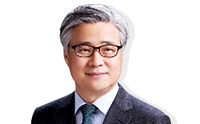 Independent Director Hyo Yong Sung